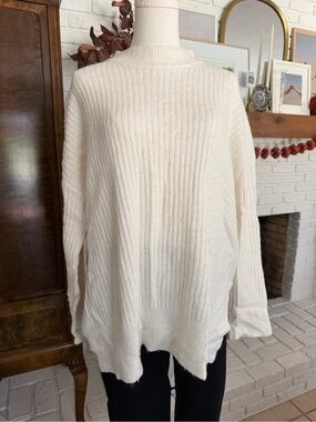 H&M Cream Ribbed Oversized Crewneck Sweater